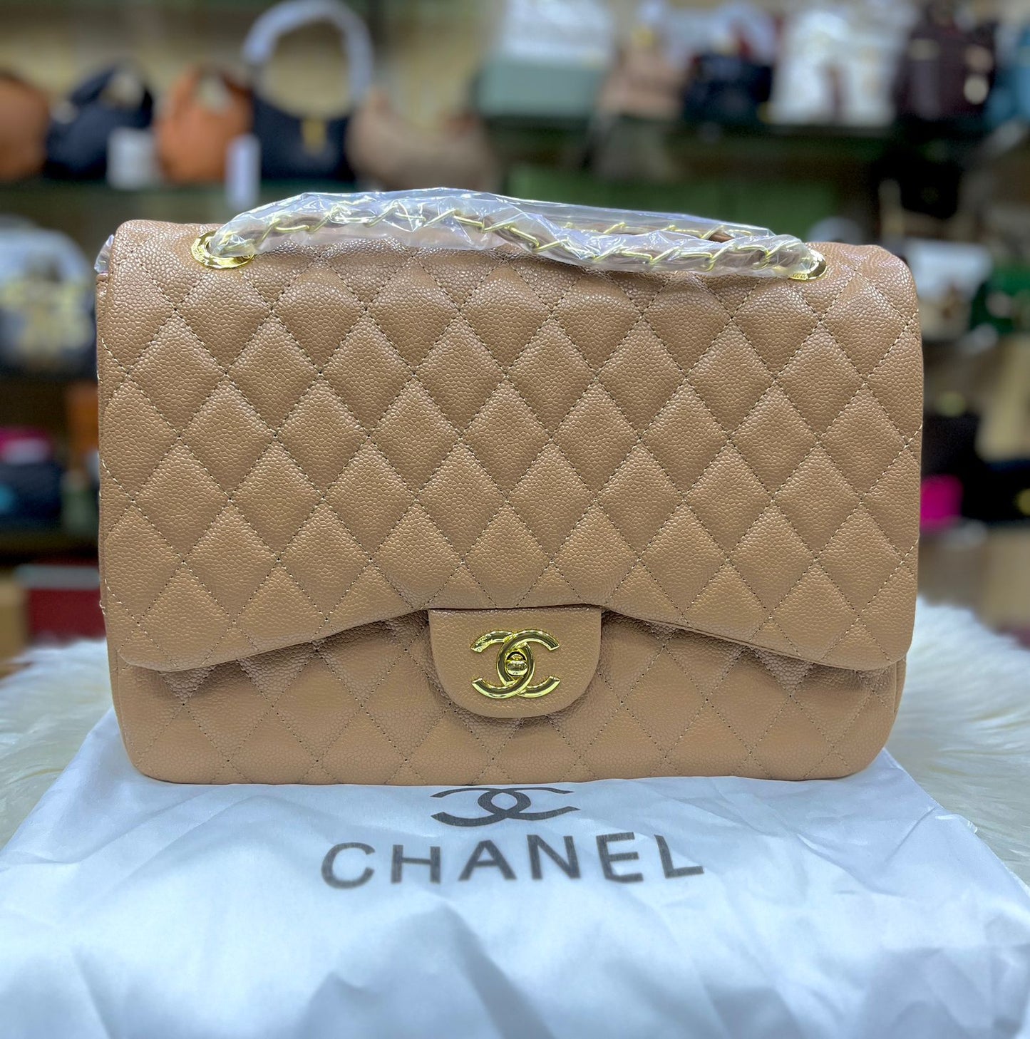 Elegant Quilted Leather Shoulder Bag