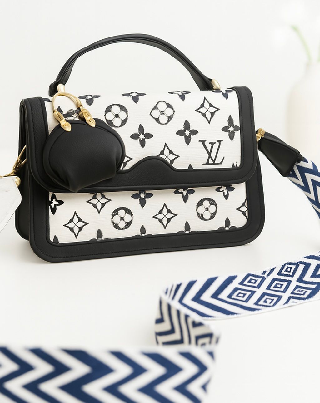 Chic Geometric Print Satchel with Detachable Wide Strap