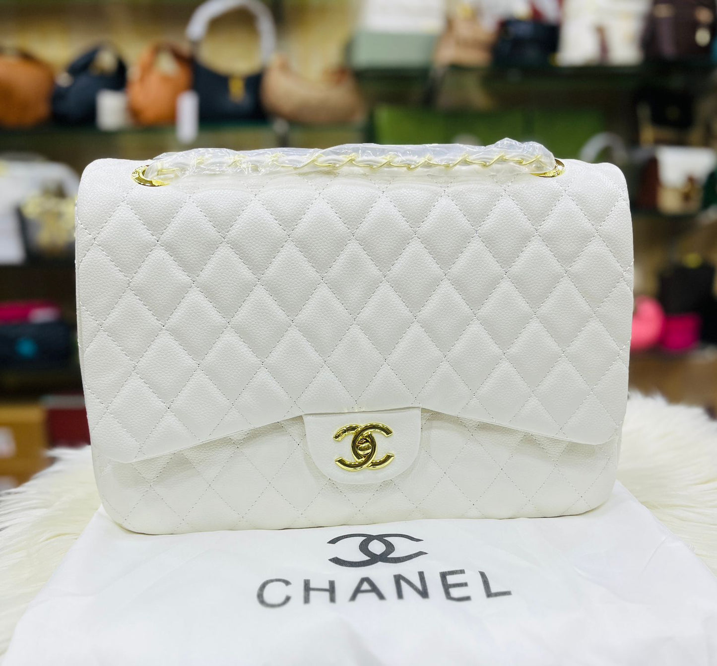 Elegant Quilted Leather Shoulder Bag