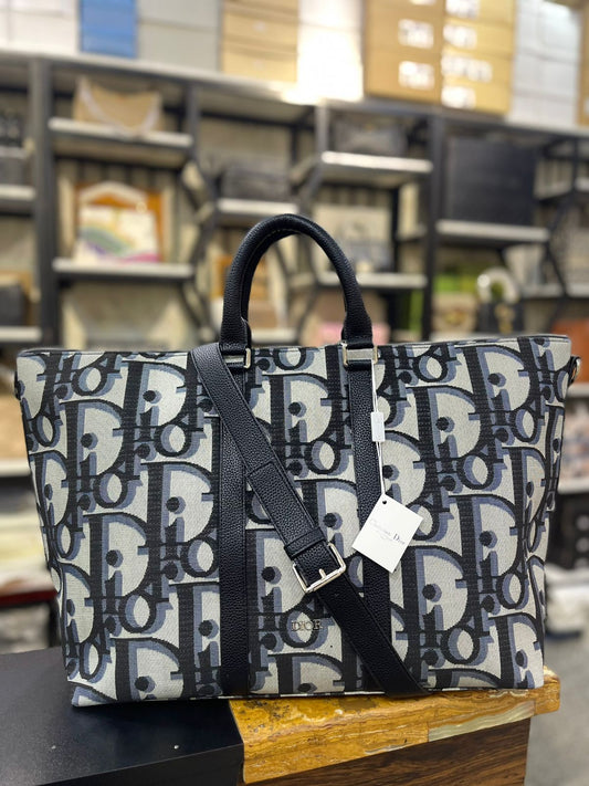 Large Monogram Canvas Weekender Tote – Charcoal & Black Travel Bag with Adjustable Strap