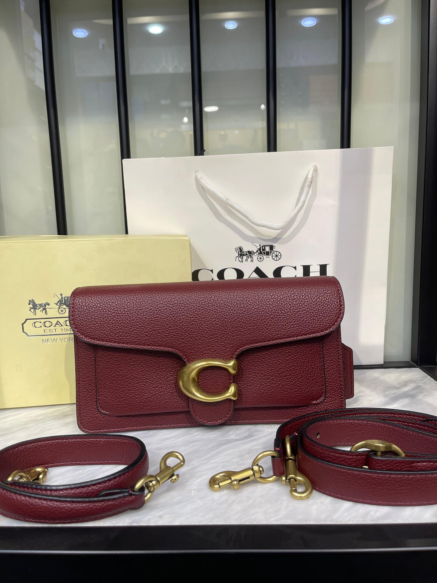 Elegant Pebbled Leather Convertible Crossbody Bag in Deep Wine with Magnetic "C" Hardware